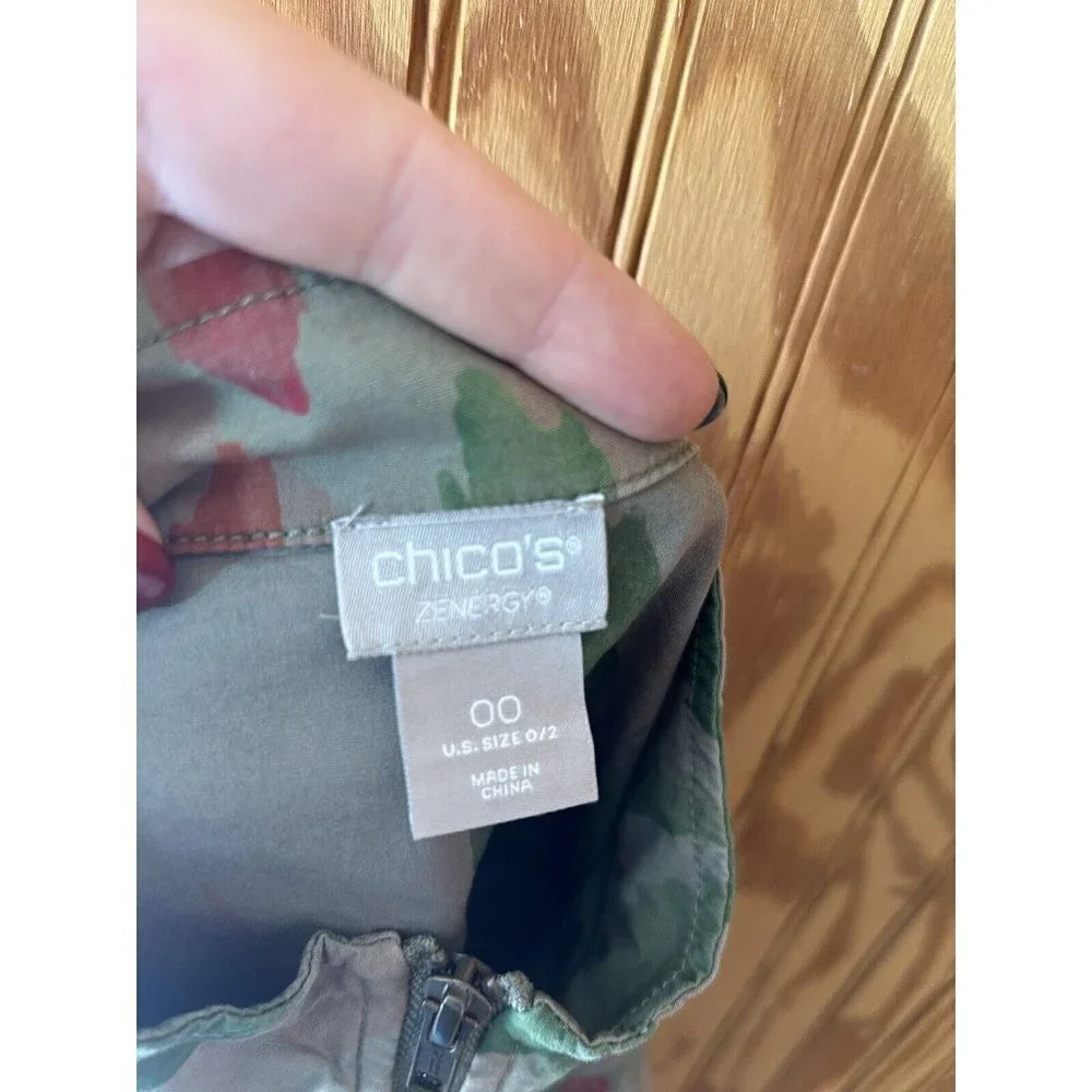 Chico's Zenergy Womens full Zip Green Watercolor‎ Light Jacket Size 00
